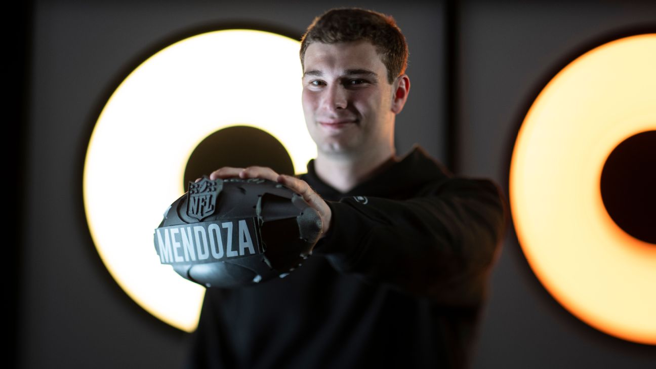 Raiders escolhe Fernando Mendoza na 1ª escolha do Draft NFL 2026