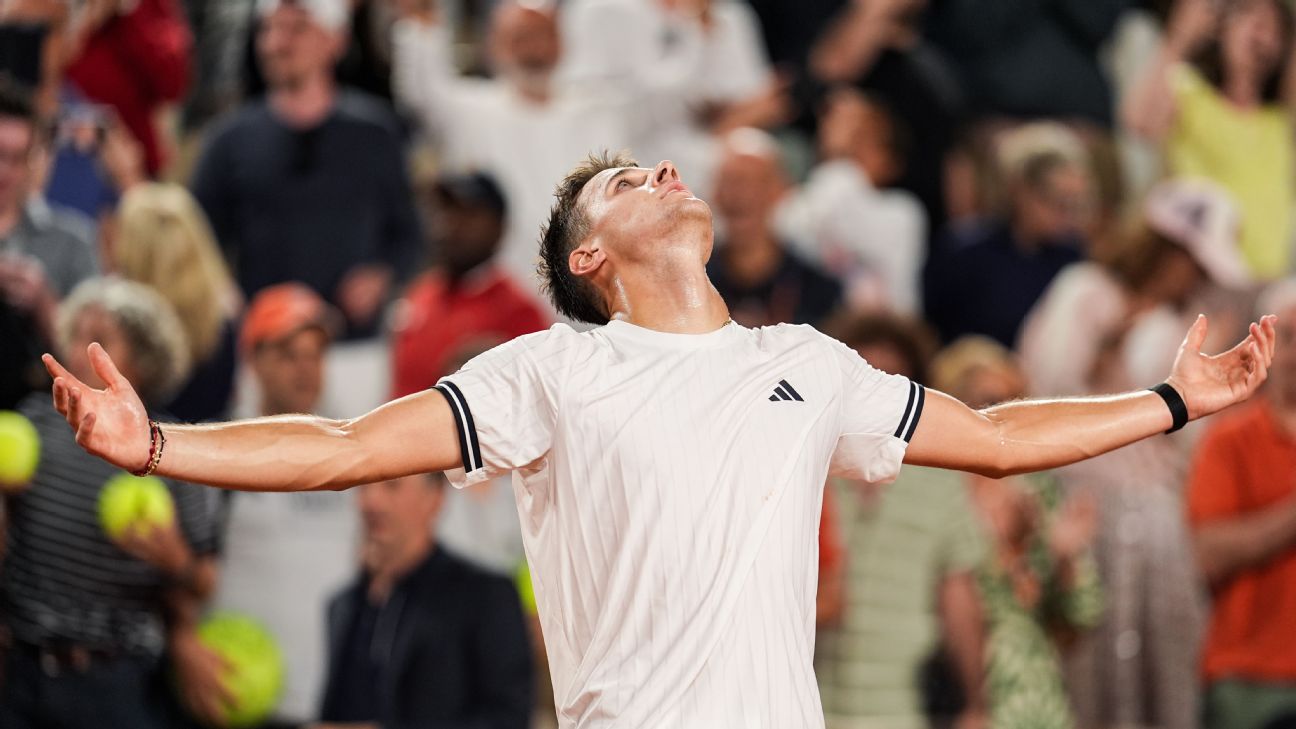 Jakub Mensik: Conheça o próximo rival de João Fonseca em Roland Garros