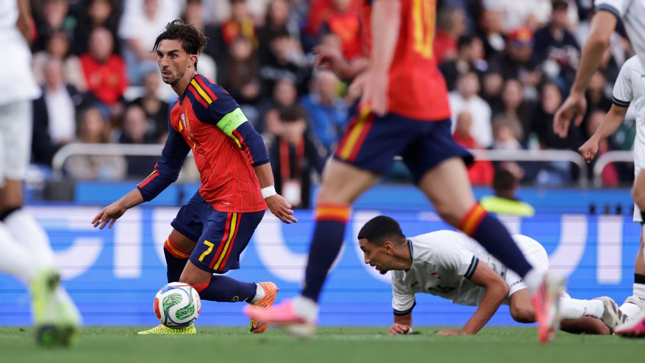 Espanha empata com Iraque na despedida antes da Copa do Mundo