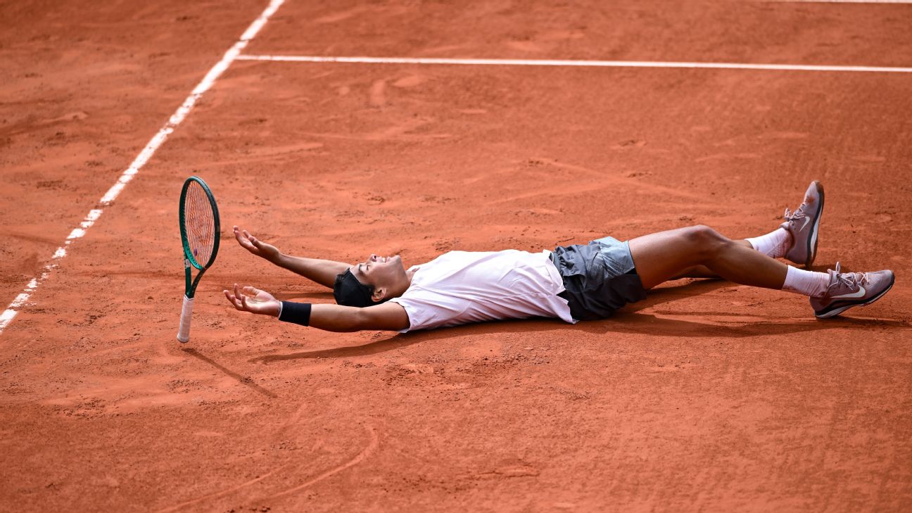 Guto Miguel celebra título em Roland Garros e mira futuro