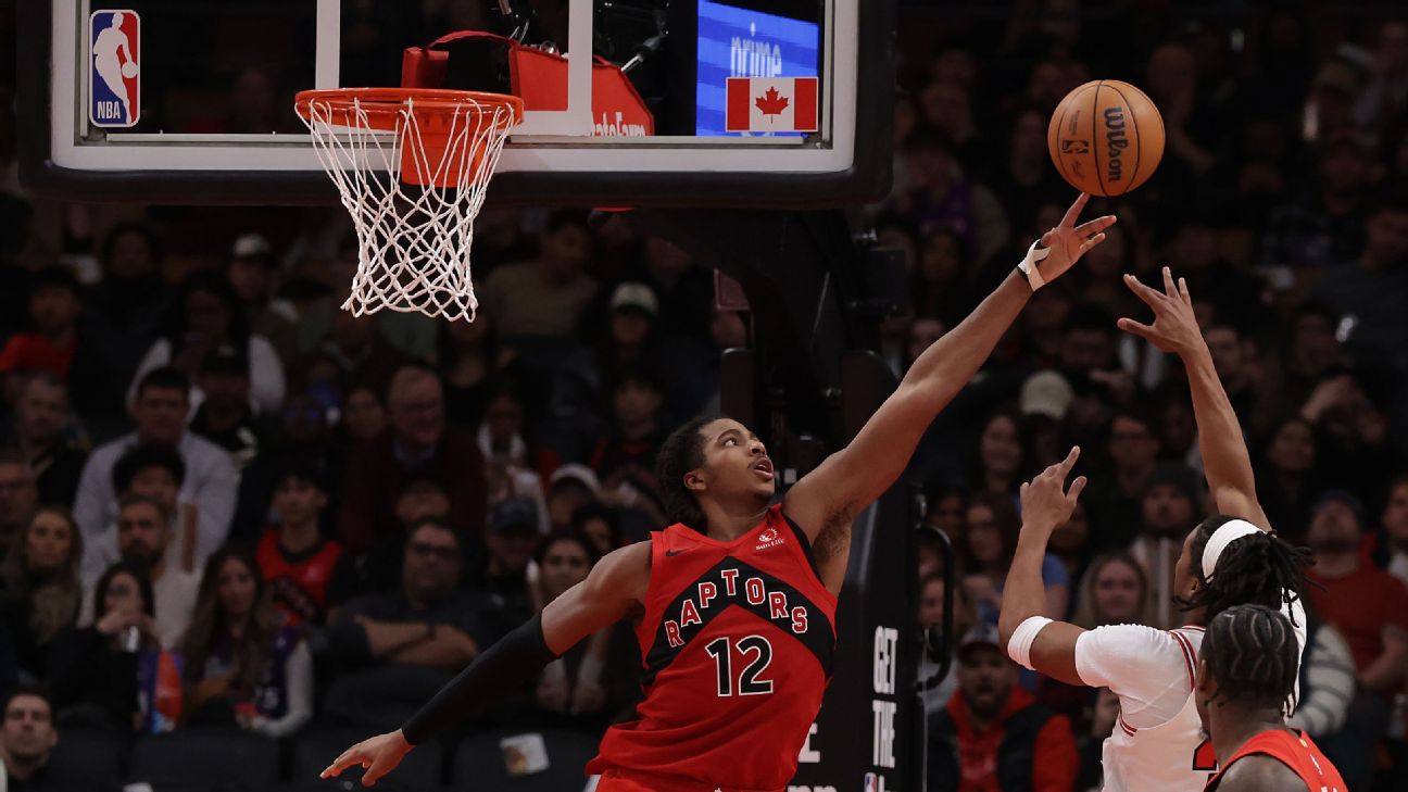 Collin Murray-Boyles é uma das grandes esperanças dos Raptors para subirem na tabela