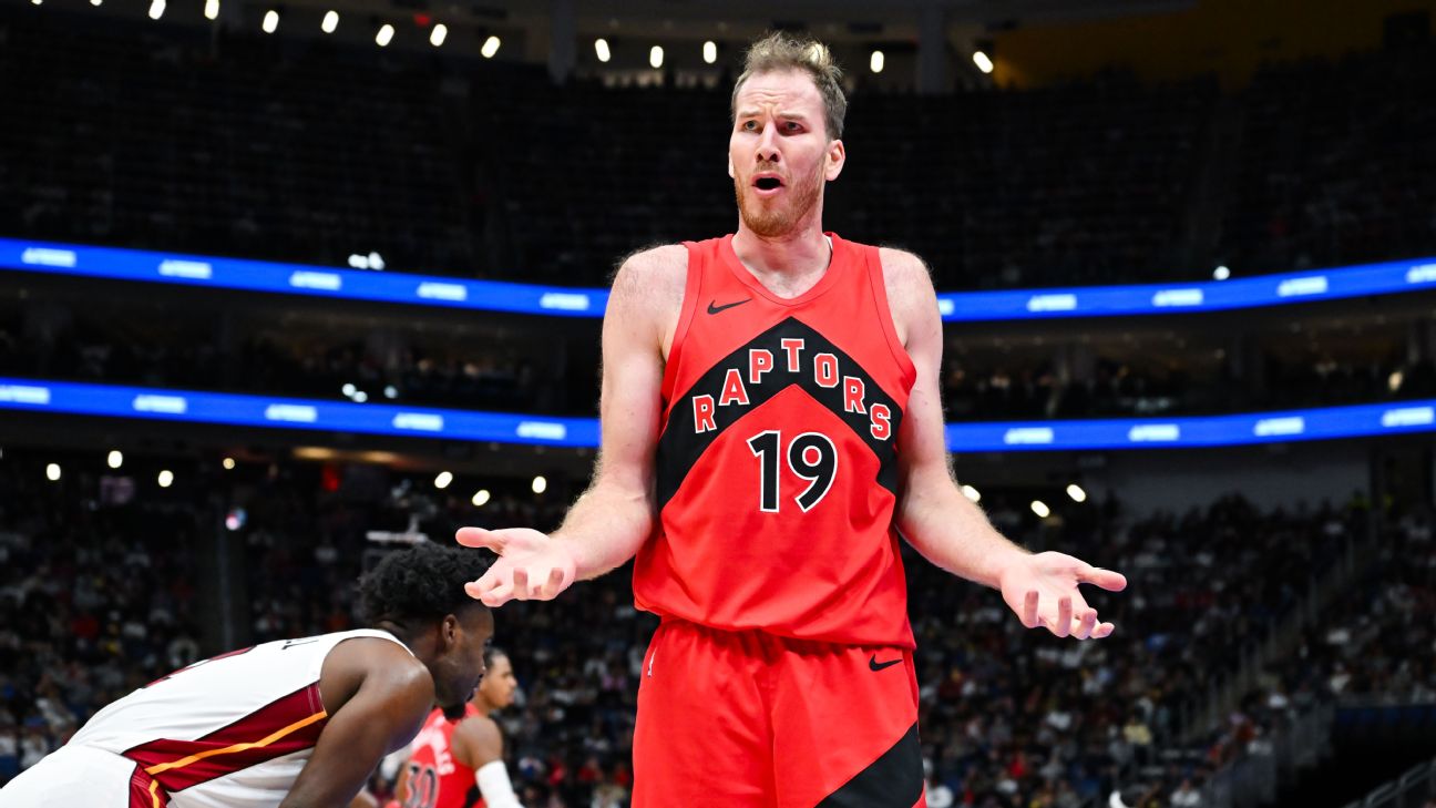 Apesar do contrato renovado, titularidade de Poeltl pode estar ameaçada por Murray-Boyles